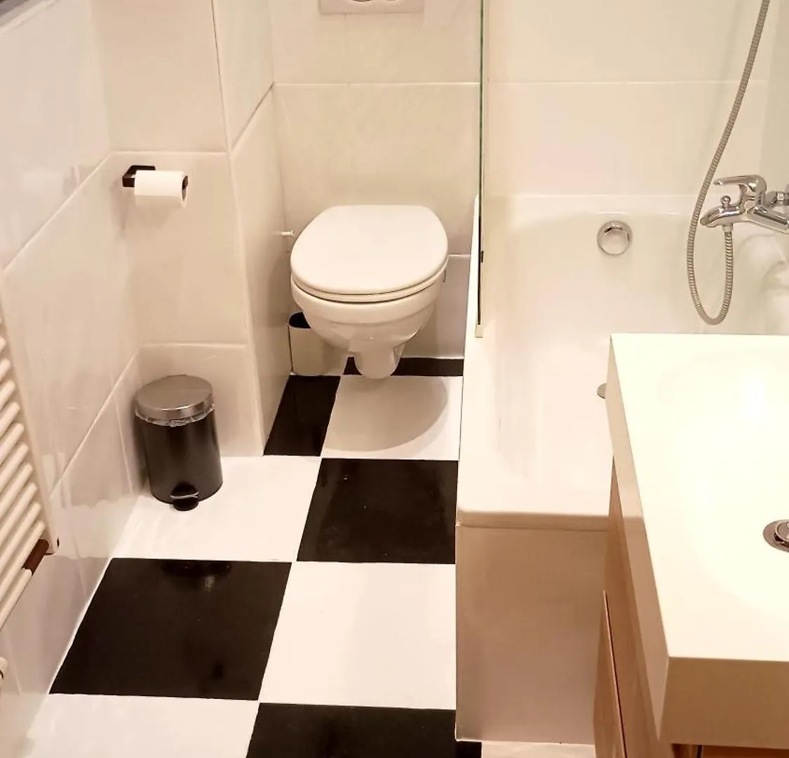 Royal South II - Stylish Apartment In Antwerp Zuid 0*,  Belgique